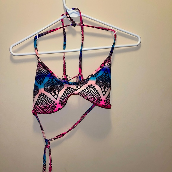 Aztec pattern bikini top - Picture 1 of 1